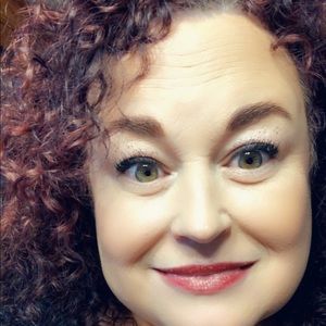 Meet your Posher, Jeannie